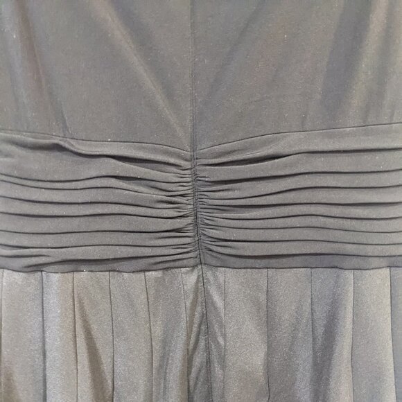 TADASHI Shoji | Black Taffeta Fit And Flare Dress - Picture 8 of 9